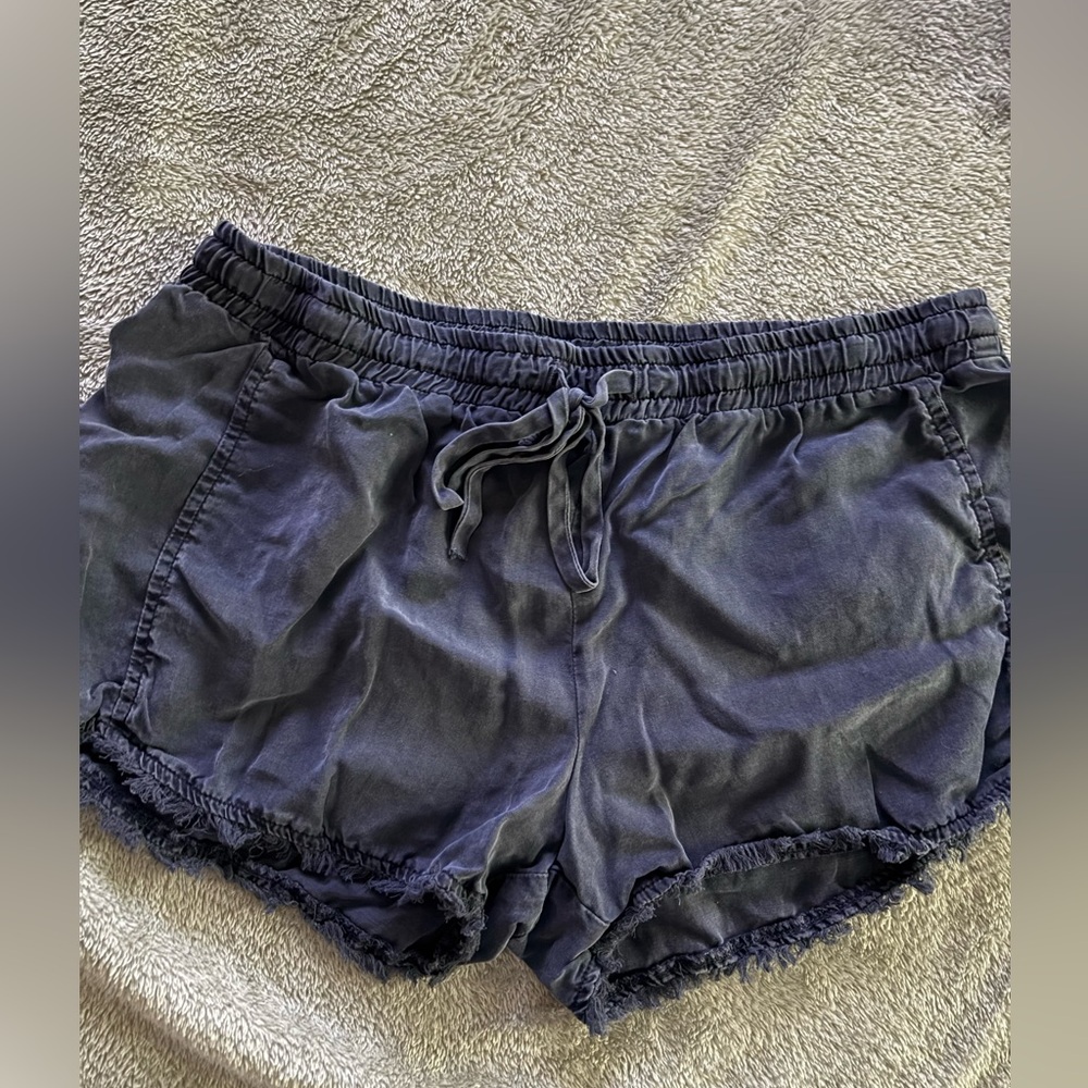 Bella Dahl size small grey/bluish (to me) women’s shorts